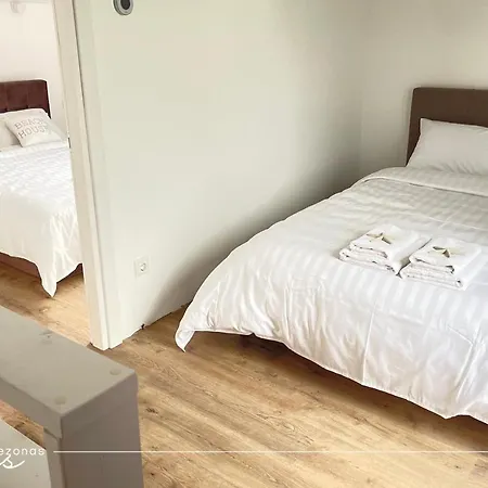 Apartment Palmes Pirmas Sezonas *