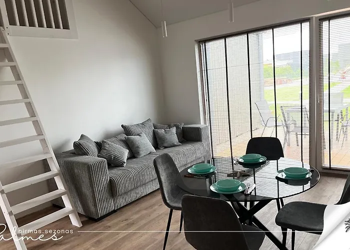 Palmes Pirmas Sezonas Паланга