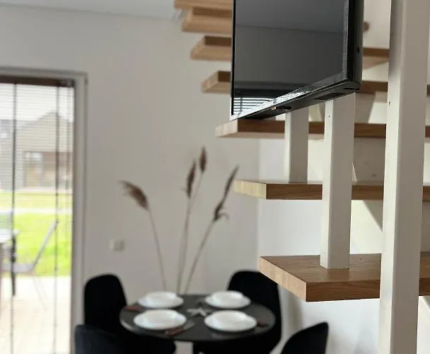 Palmes Pirmas Sezonas 公寓 *