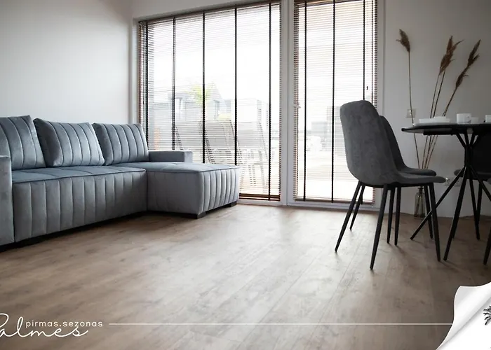 Palmes Pirmas Sezonas Апартаменти *